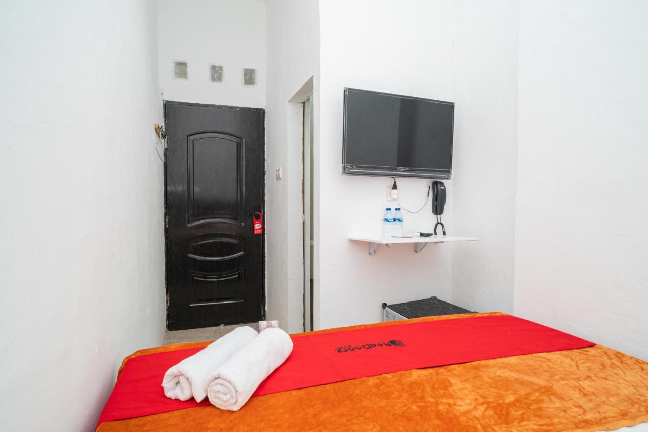 Reddoorz @ Aralia Harapan Indah Hotel Pulokendal Luaran gambar